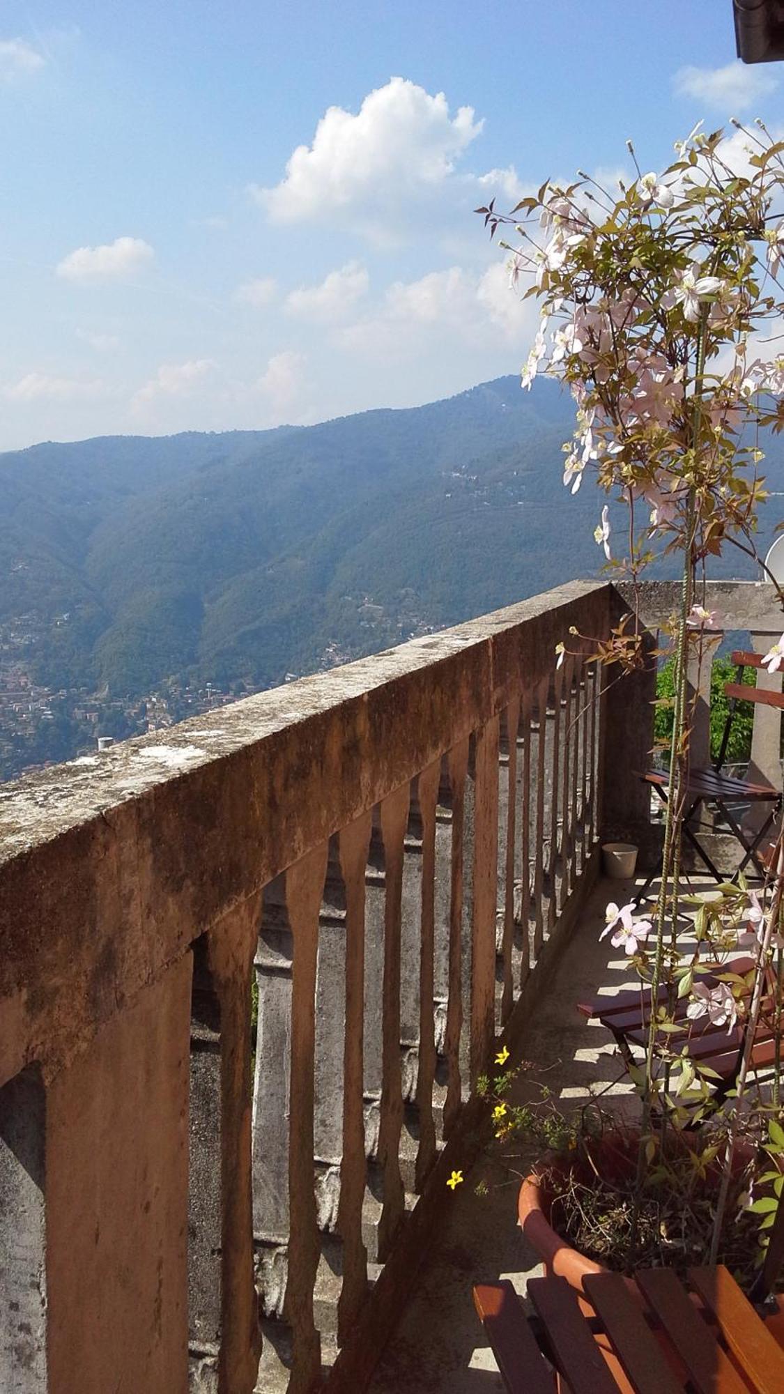 بروناتي B&B Il Balcone Sul Lago الغرفة الصورة